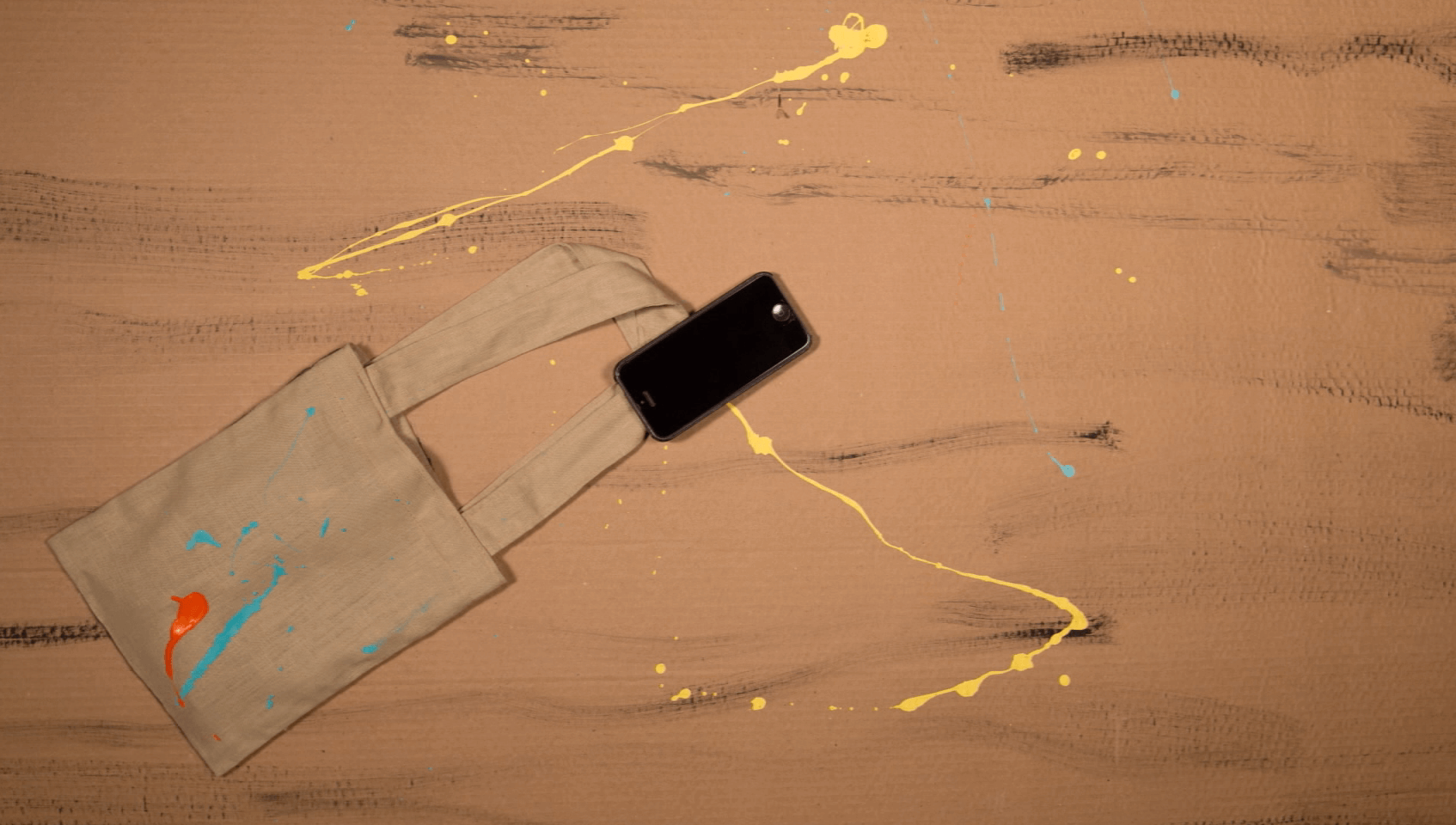 Кейс рекламного ролика пенала для акварельных красок Simple