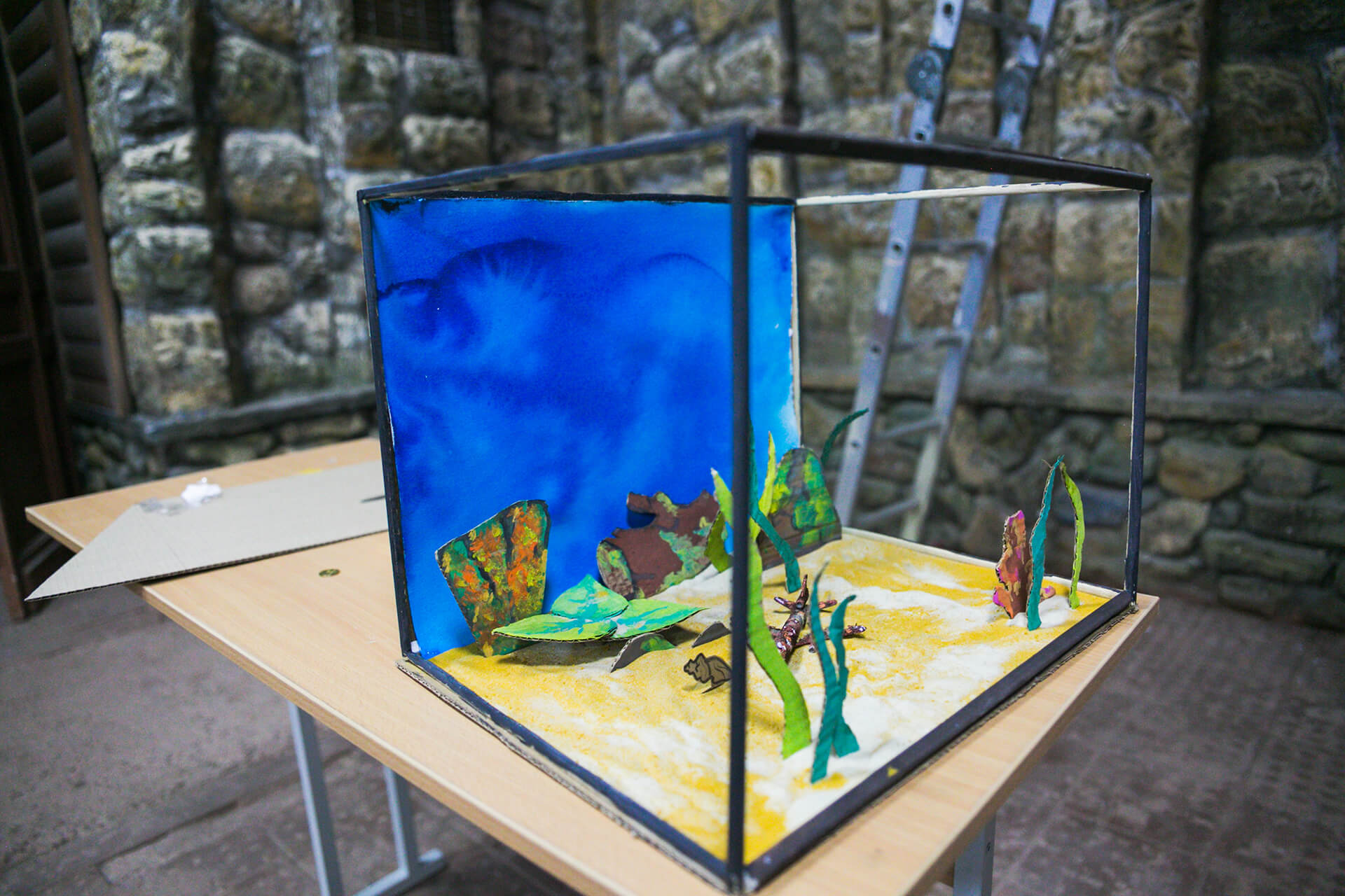 Кейс рекламного ролика пенала для акварельных красок Simple