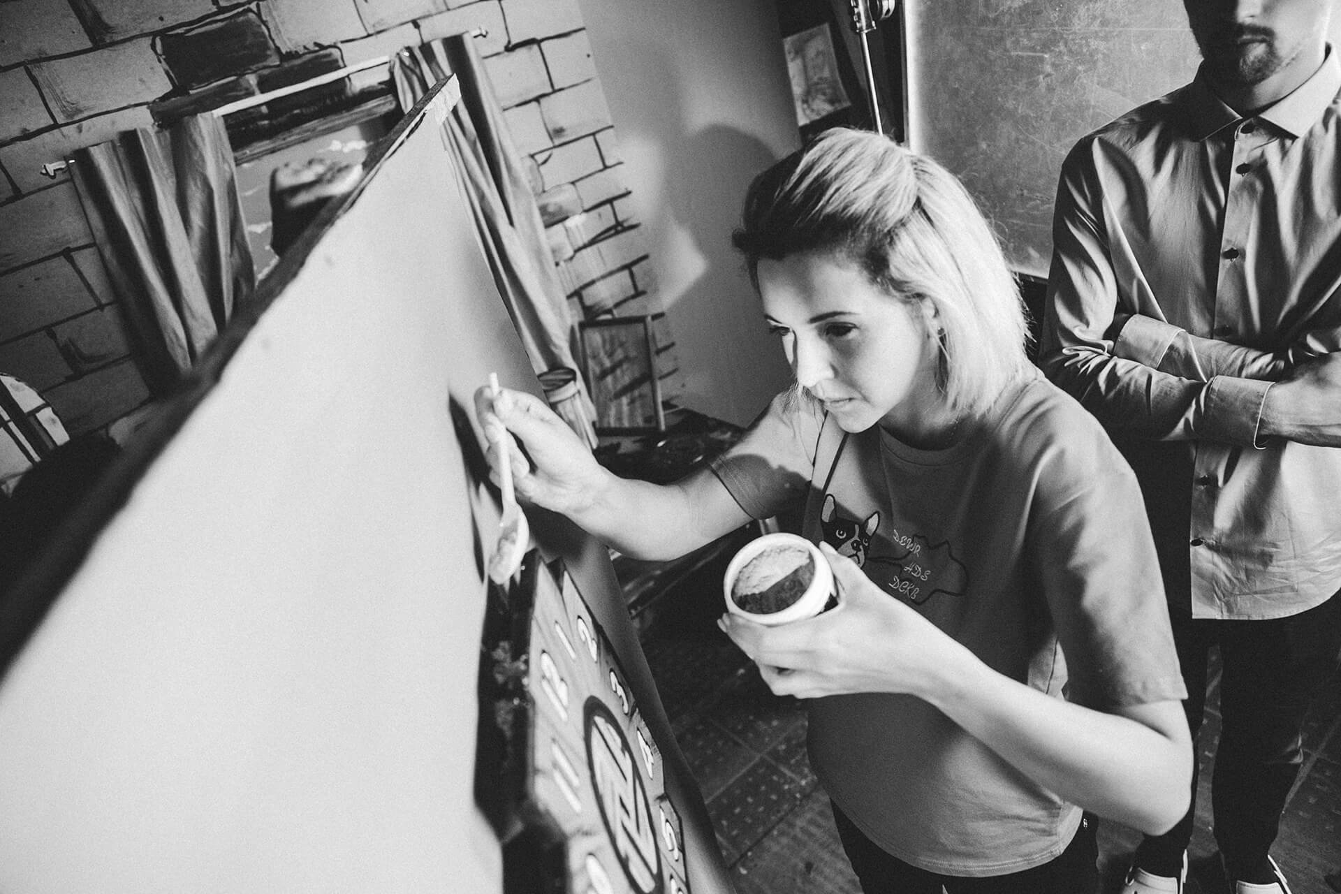 Кейс рекламного ролика пенала для акварельных красок Simple