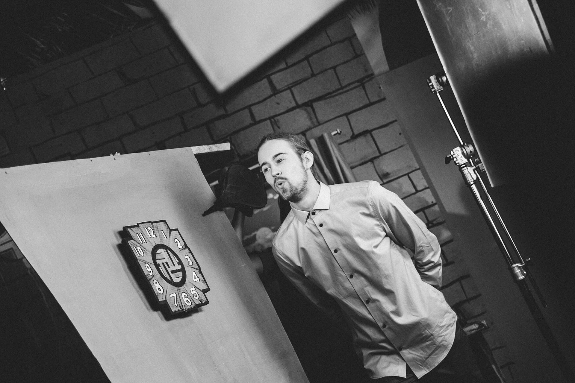 Кейс рекламного ролика пенала для акварельных красок Simple