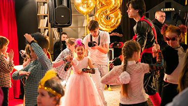 Как самостоятельно снять семейное кино о ребенке