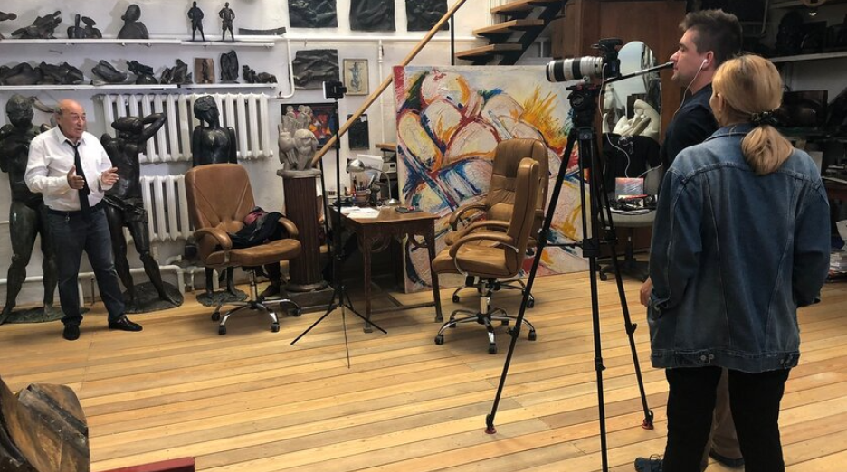 Что подарить родителям на день рождения?